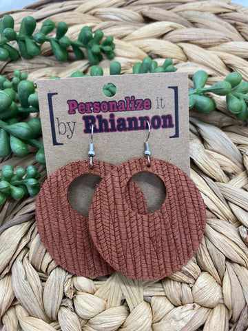 Cinnamon spice circle earrings