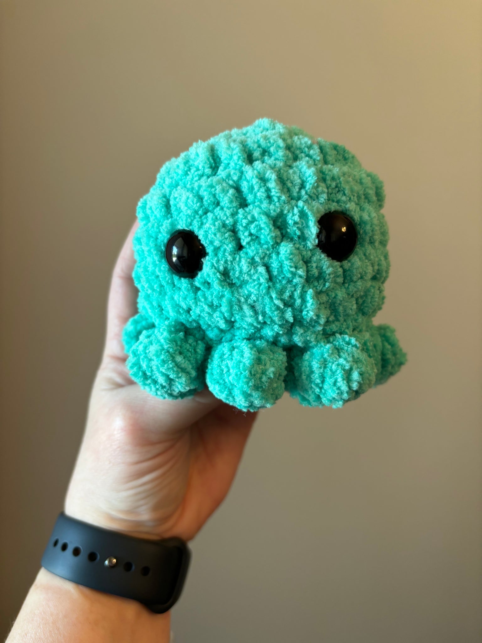 Small octo stuffie