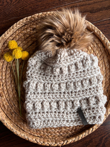 Linen bobble beanie