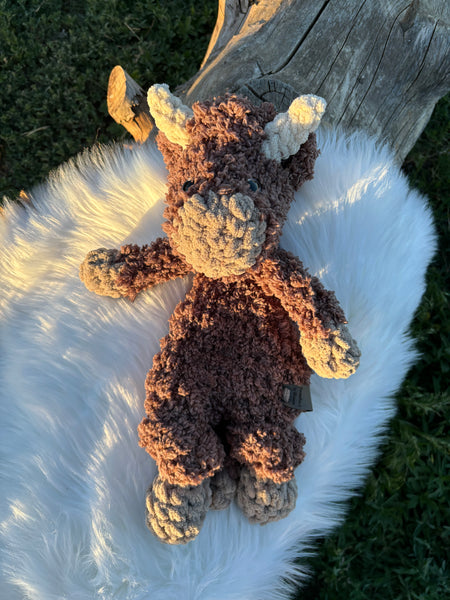 Highland cow stuffie (fluffy)